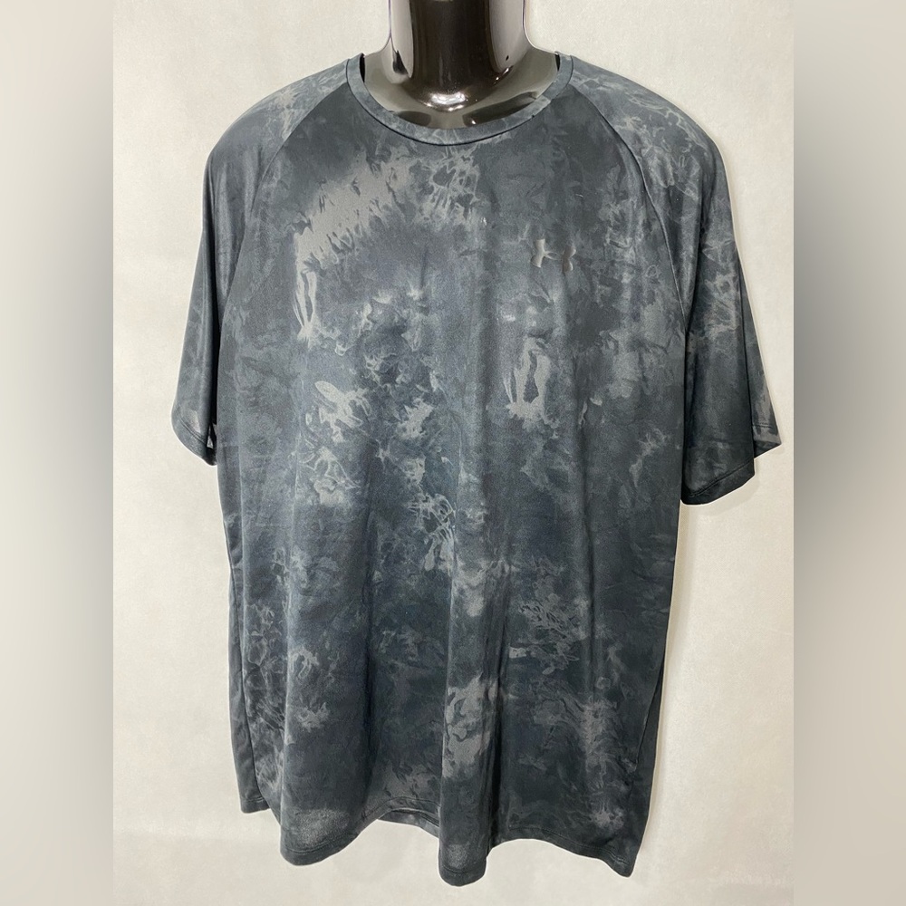 Men’s Under Armour Tshirt 2XL